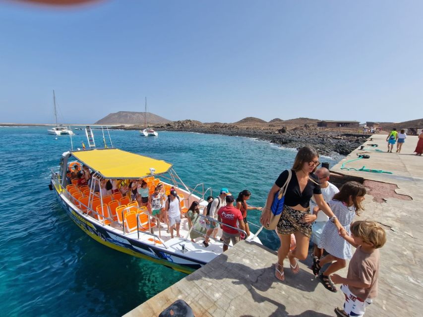 Corralejo: Isla de Lobos Round-Trip Ticket with Park Entry - Why Isla de Lobos makes an easy day from Corralejo