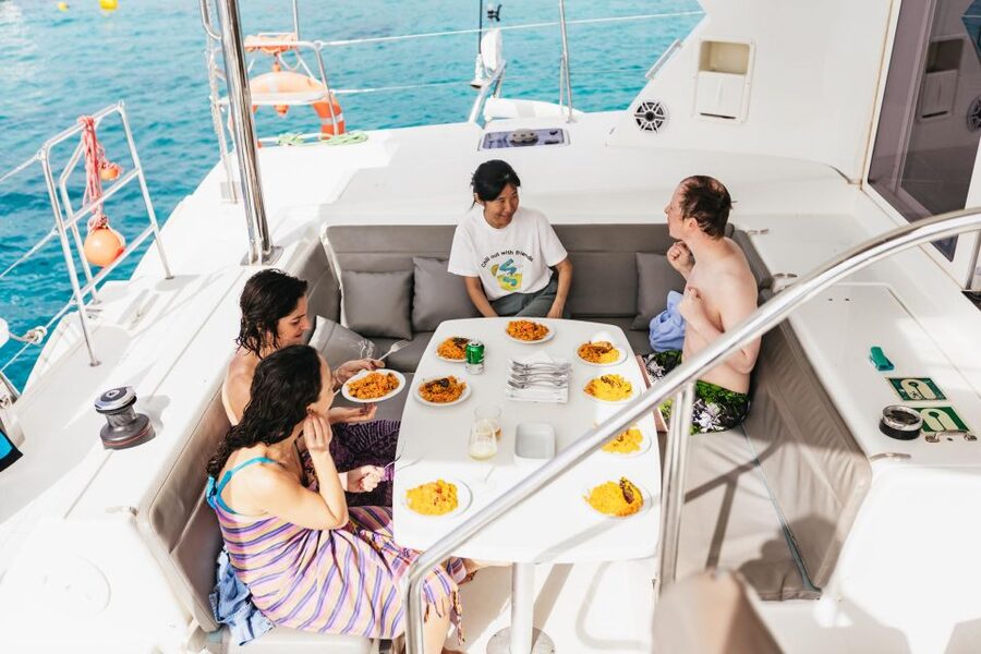 Corralejo: Lobos Island Catamaran Tour with Drinks & Snorkel - Setting Sail From Corralejo
