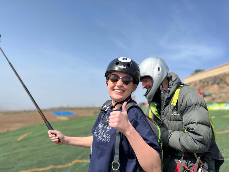 Costa Adeje: Tandem Paragliding Flight - The landing at Playa de la Enramada