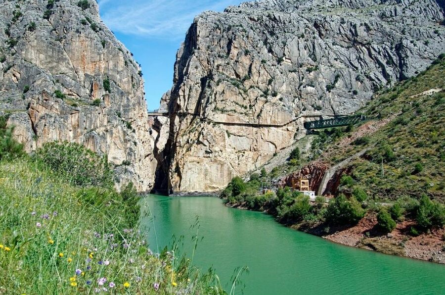 Costa del Sol: Caminito del Rey Guided Trip - What the guides add to the walk