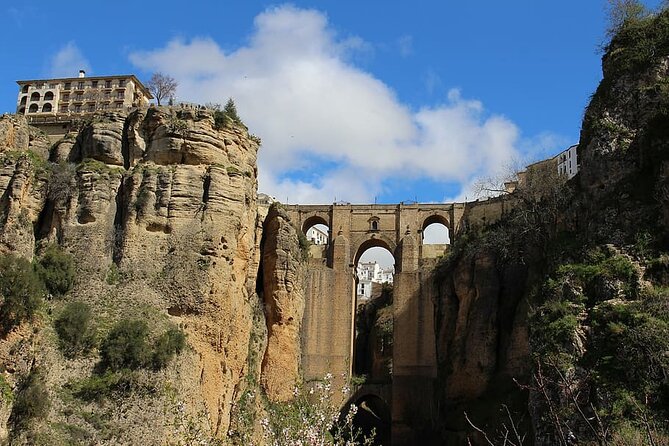 Day trip to Zahara, Setenil and Ronda from Seville - Is $102.84 a fair price?