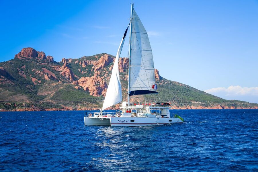 Denia: Cova Tallada Catamaran Tour and Swimming Stop - A fair look at the drawbacks