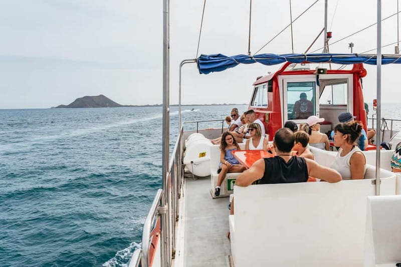 Desde Corralejo: Lobos Island Ferry with Optional Transfer - The 20-minute crossing to Lobos Island