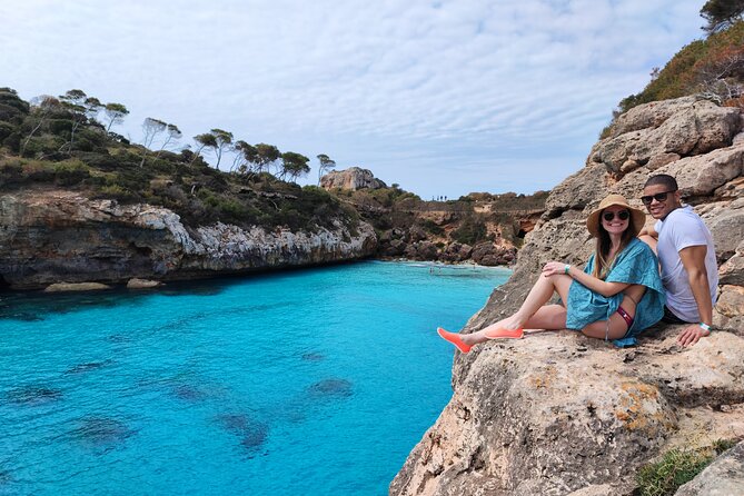 Discover Cala des Moro and S’Almunia the smart way - Pickup from Palma and the day’s rhythm