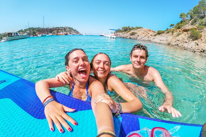 Discover the best corners of the island in paddle surf - The short lesson before you launch