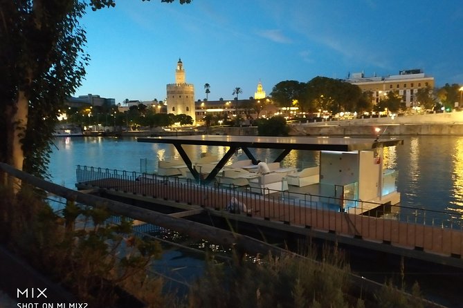 Eco-Cruise by Guadalquivir River - Commentary, music, and the role of the crew