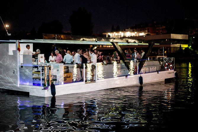 Eco-Cruise by Guadalquivir River - Finding the boat near Avenida Paseo de Cristina