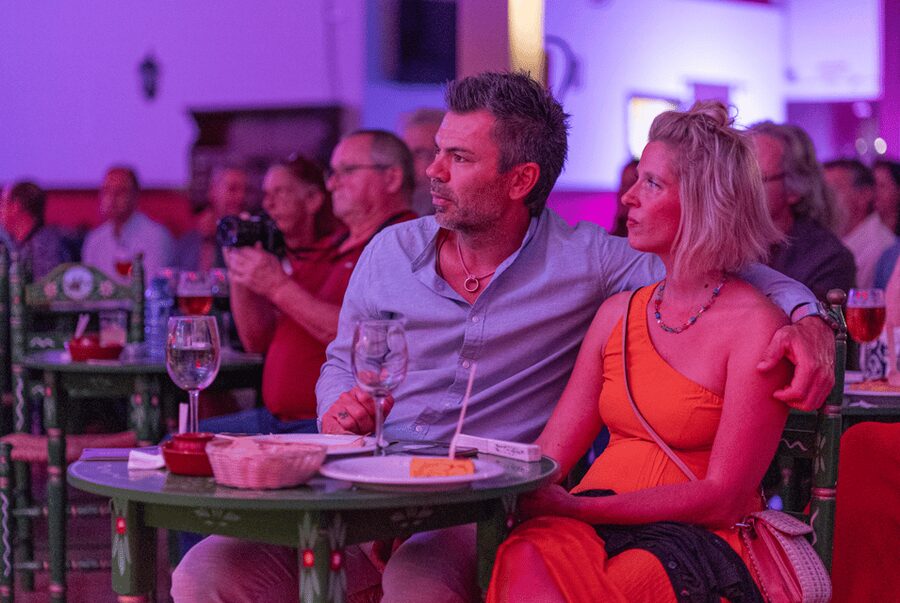 Estepona: Andalusian Flamenco Show Entry Ticket with Drink - What kind of flamenco should you expect?