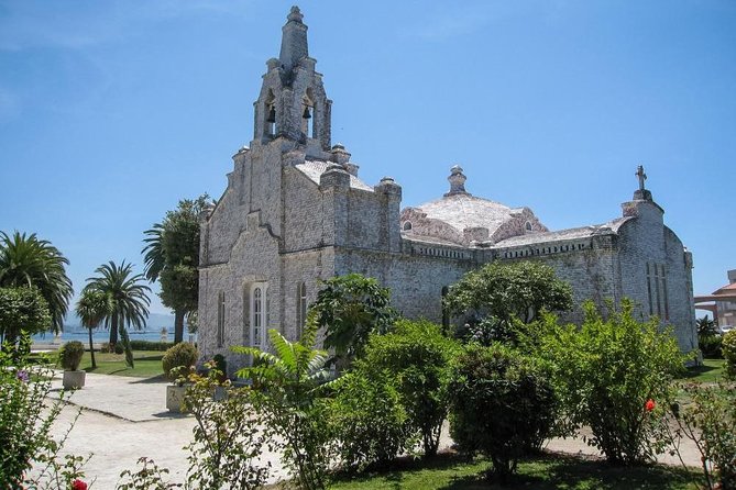 Excursion to Rias Baixas with Winery - Optional mussel boat - Combarro’s stone lanes and sea-facing houses
