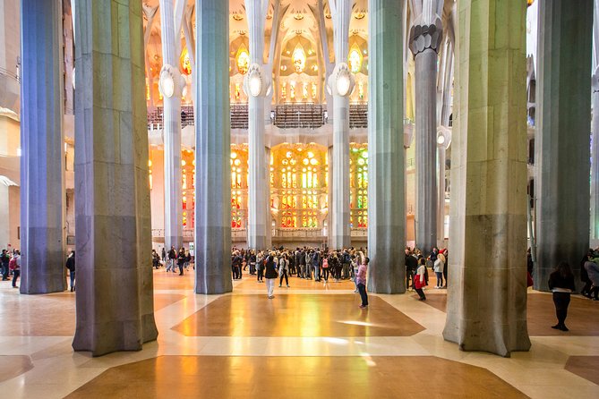 Fast Track Sagrada Familia & Park Guell the best of Gaudí - What $34 really buys you