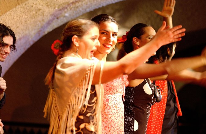 Flamenco Night at Tablao Cordobes in Barcelona - The compact room and the seating question