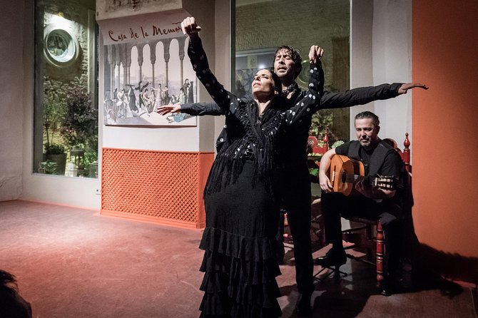 Flamenco Show at Casa de la Memoria Admission Ticket - Entering Casa de la Memoria in central Seville