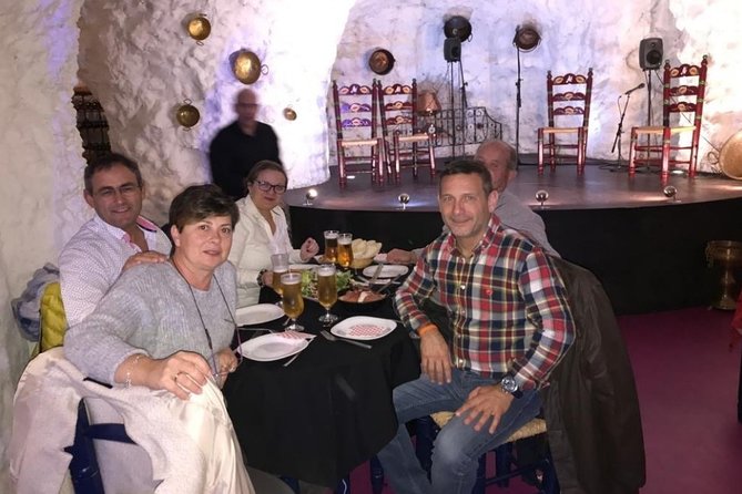 Flamenco Show in a Cave Restaurant in Granada - A one-hour flamenco performance with real force