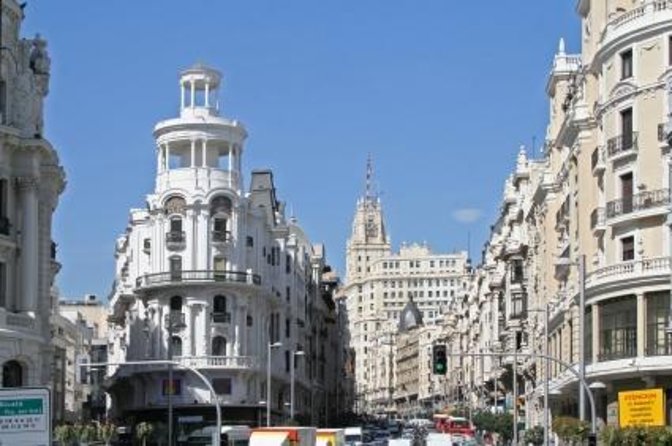 Flamenco Show & Special Menu at Torres Bermejas in Madrid - Key things to know before booking
