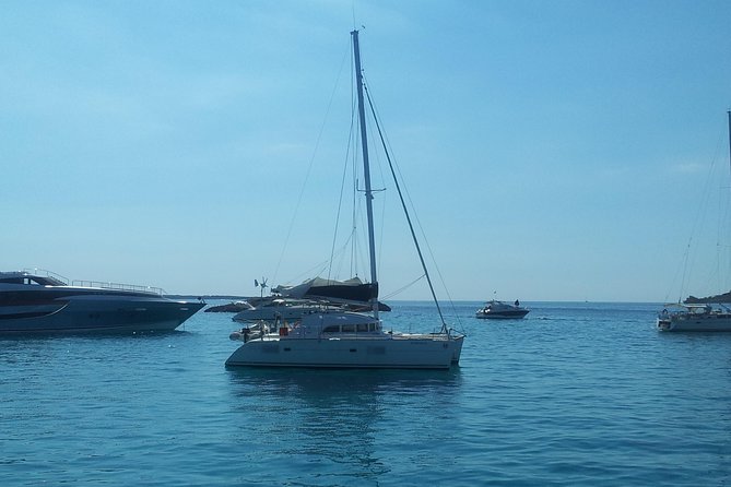 Formentera Day Trip from Ibiza on Private Luxury Catamaran - Meeting the captain near Cala Jondal