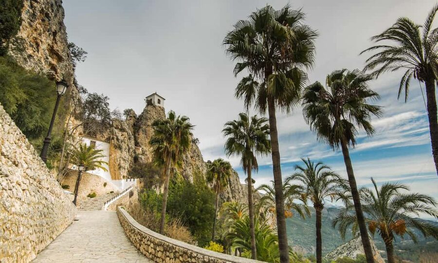 From Alicante: Guadalest, Altea & ticket in Algar Waterfalls - Why this Alicante day trip works