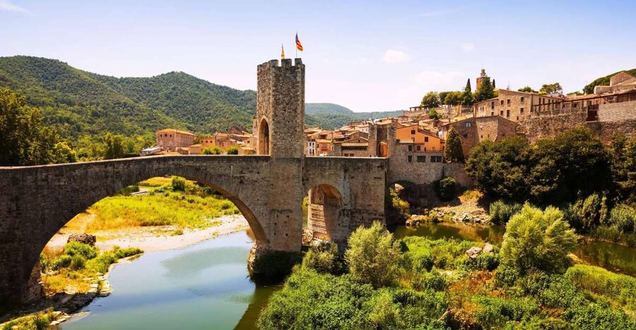 From Barcelona: Besalú & Medieval Towns Tour w/ Hotel Pickup - Key points at a glance