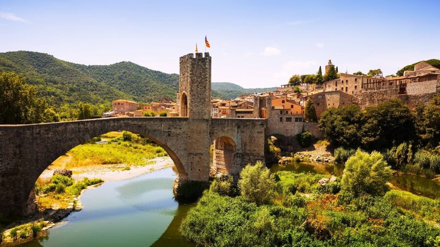 From Barcelona: Besalú & Medieval Towns Tour w/ Hotel Pickup - Santa Pau and the slower rhythm of a medieval village