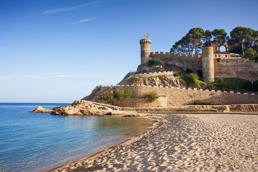From Barcelona: Costa Brava Day Tour with Lunch - Key points at a glance