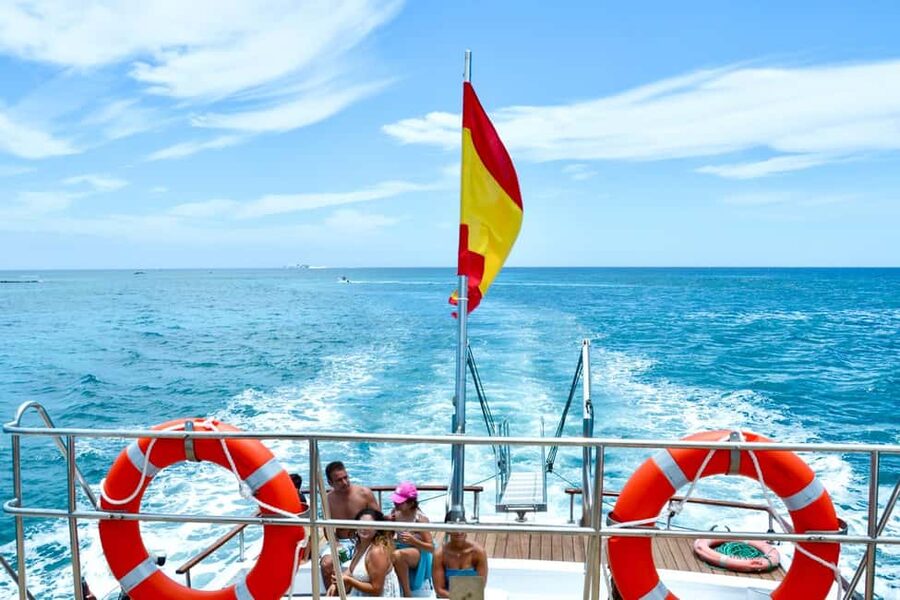 From Corralejo: Lobos Island Boat and Snorkel Activity - What to pack for a treeless volcanic island