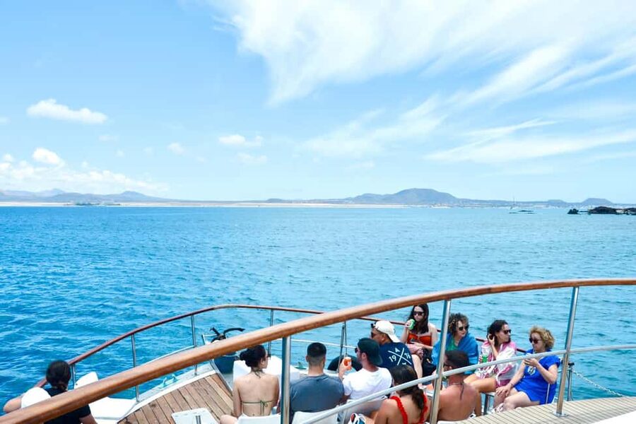 From Corralejo: Lobos Island Boat and Snorkel Activity - Starting at Naviera Nortour in Corralejo