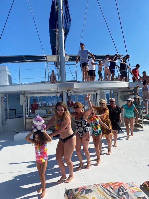 From Dénia/Jávea: Cala Blanca Boat Trip with Jet Ski & Lunch - Valencian paella served at anchor