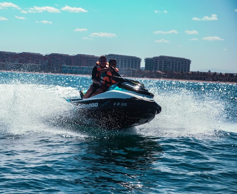 From Dénia/Jávea: Cala Blanca Boat Trip with Jet Ski & Lunch - Crew service and the Spanish-only format
