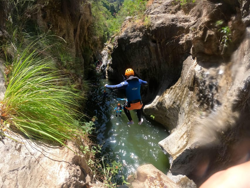 From Estepona: Guadalmina River Guided Canyoning Adventure - A five-minute walk to the Guadalmina River