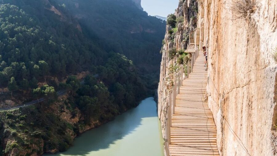 From Fuengirola: Caminito del Rey Guided Day Trip - Why Caminito del Rey is such a memorable walk