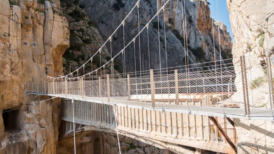 From Fuengirola: Caminito del Rey Guided Day Trip - Walking the 4.8-kilometre route