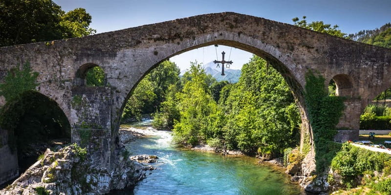 From Gijón: Covadonga, Cangas de Onís, and Lastres Day Trip - Who should take this excursion?