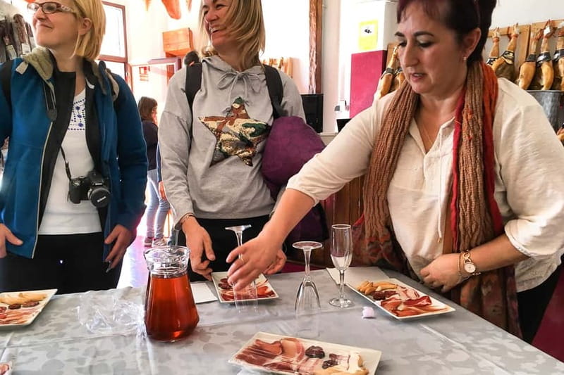 From Granada: Alpujarra Mountain Villages Tour - Pampaneira and the White Villages of the Poqueira Valley