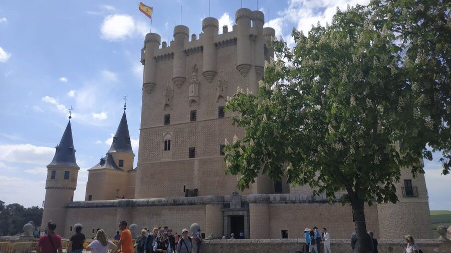 From Madrid: Guided Day Trip to Segovia and Toledo - Why this day trip makes sense from Madrid