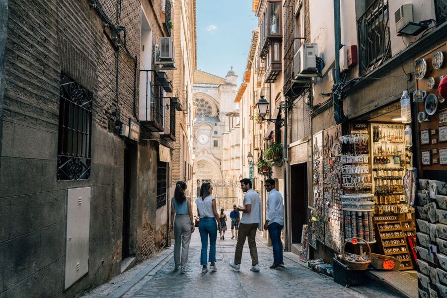 From Madrid: Segovia, Ávila, and Toledo Guided Tour - What this Madrid day trip is really good at