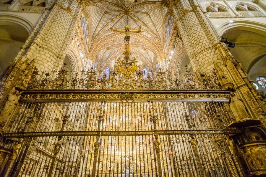 From Madrid: Segovia, Ávila, and Toledo Guided Tour - Segovia: aqueduct, cathedral, and royal fortress