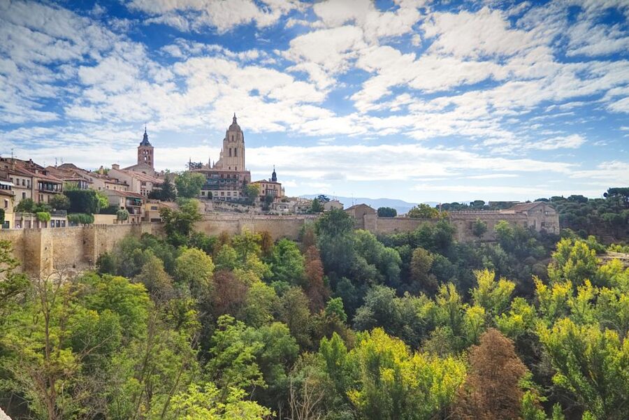 From Madrid: Segovia & Avila Day Trip with Optional Tickets - Why this pairing works from Madrid