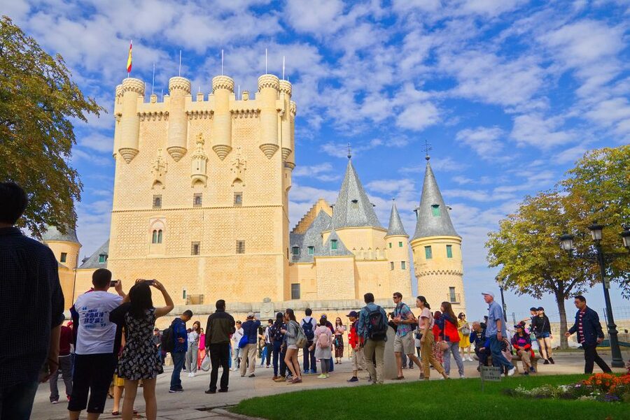 From Madrid: Segovia & Avila Day Trip with Optional Tickets - How the schedule feels on the ground