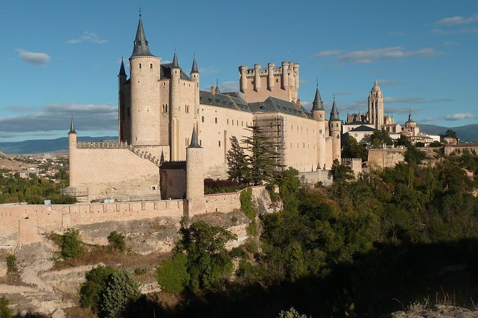 From Madrid: Segovia & Toledo with Alcazar and Cathedral - Transport, timing, and group size