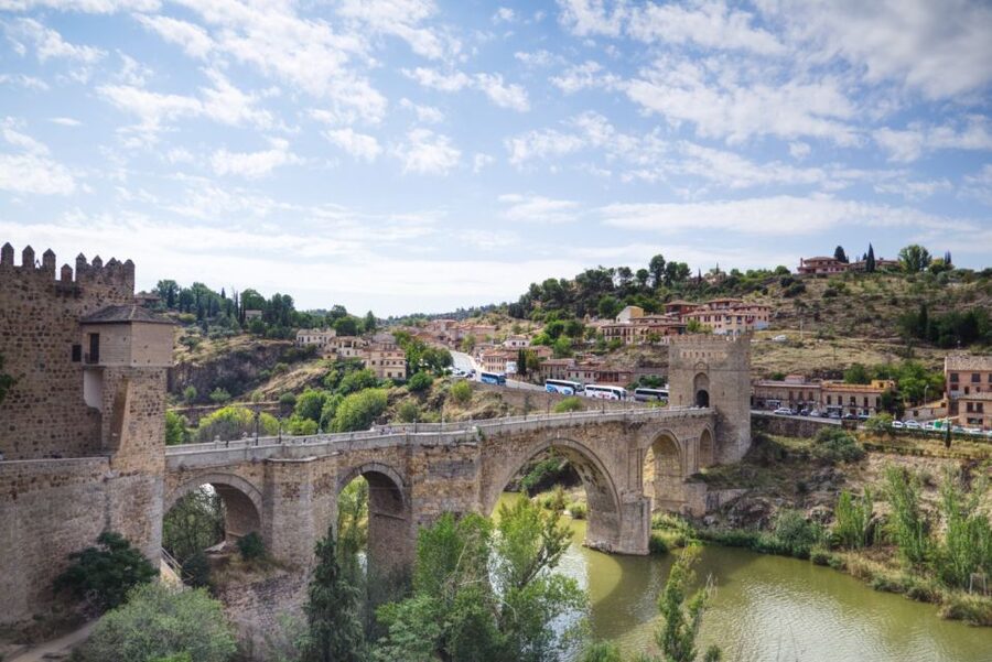 From Madrid: Toledo and Segovia Guided Day Trip - What the long day feels like