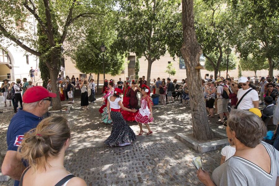 From Madrid: Toledo Full-Day Trip with Optional Cathedral - Walking conditions and mobility concerns