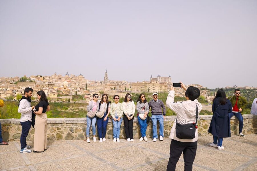 From Madrid: Toledo with 3 Monuments and Optional Cathedral - Getting from Las Ventas to Toledo