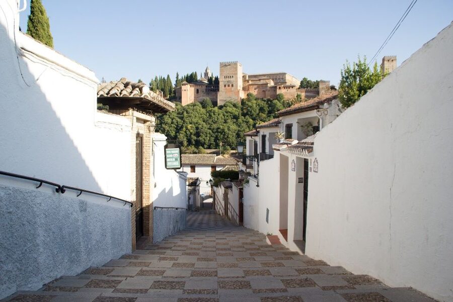 From Malaga and Costa Del Sol: Granada Day Trip - Why this trip works from the Costa del Sol