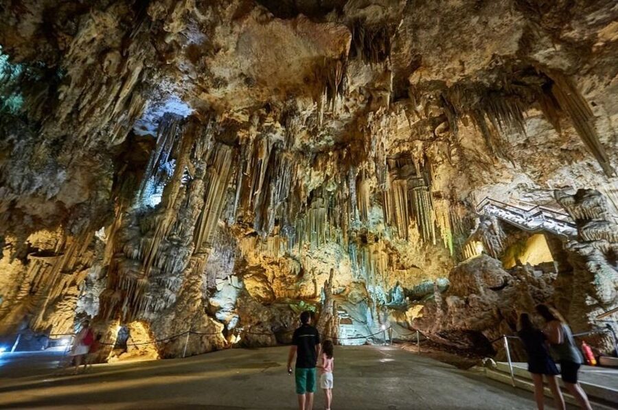 From Málaga: Caves of Nerja, Nerja and Frigiliana Day Tour - How the day feels in practice