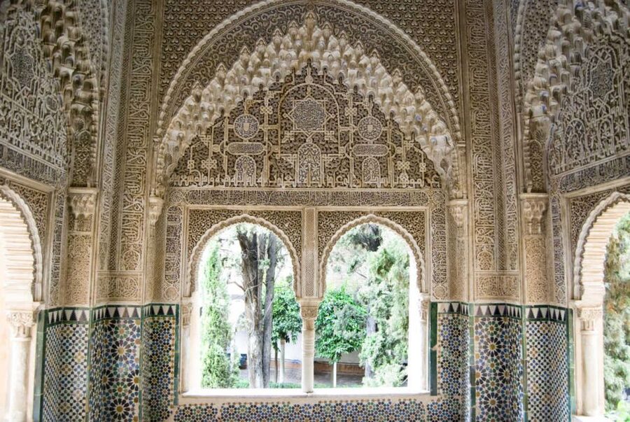From Malaga: Granada Full-Day Trip with Alhambra - Should you book this Malaga to Granada tour?