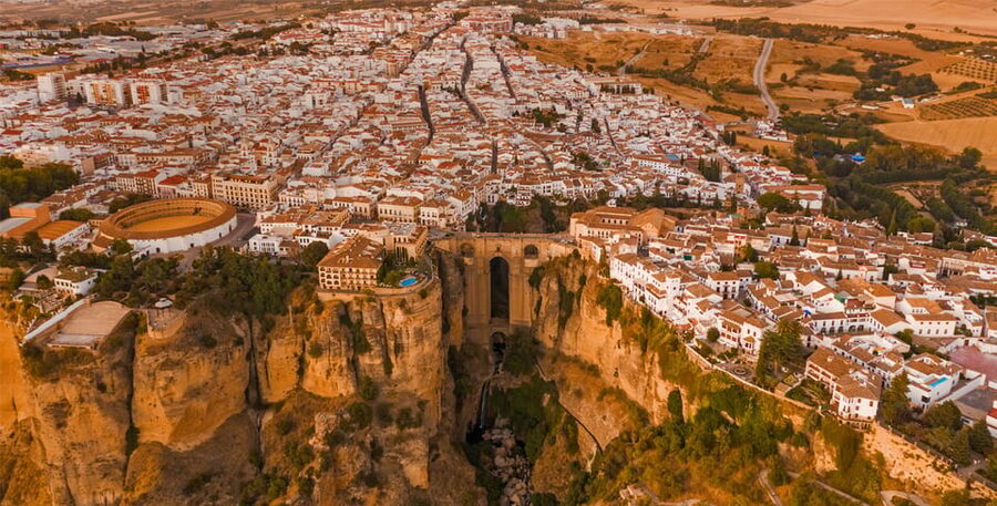 From Malaga: Ronda and Setenil Tour with Scenic Train - Why Ronda makes this nine-hour outing worthwhile