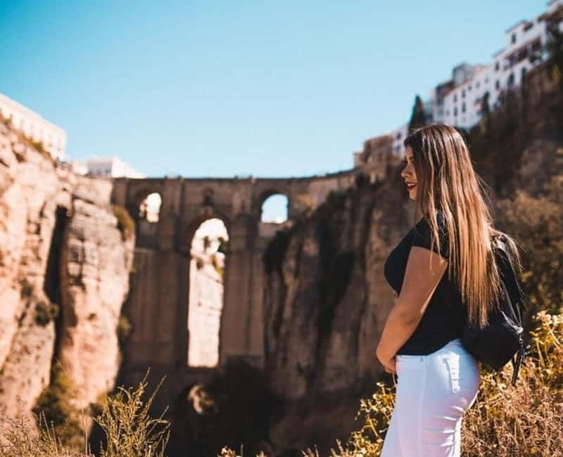 From Malaga: Ronda & Setenil de las Bodegas Guided Day Trip - Guided Ronda walk or independent exploring?