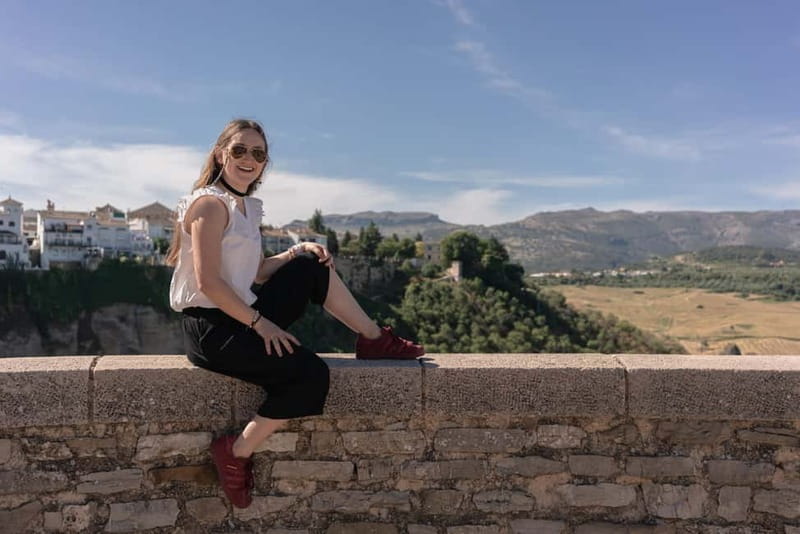 From Malaga: Ronda & Setenil de las Bodegas Guided Day Trip - How the two towns work together