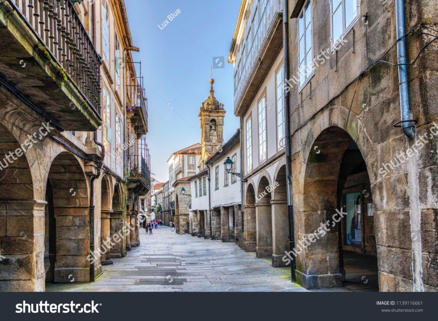 From Porto: Santiago de Compostela Full Day Tour - Returning to Portugal through Valença do Minho
