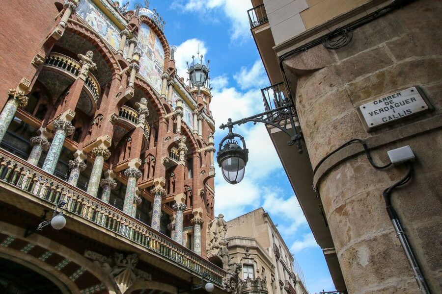 From Salou: Barcelona City Center Tour - The journey from Salou to Barcelona