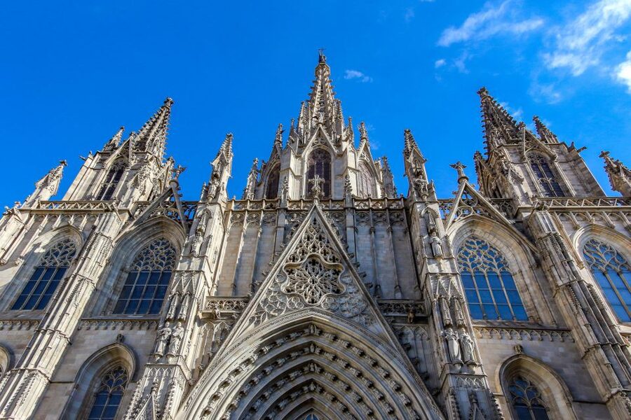 From Salou: Barcelona City Center Tour - The Gothic Quarter and Santa Eulalia Cathedral